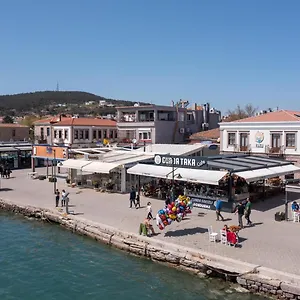 Cunda Taka Ayvalı