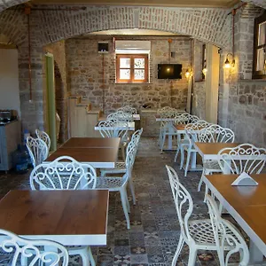 Olea Butik Ayvalı